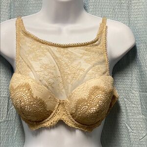 Victoria's Secret 36C Dream Angel Lace nude Tan Bra soft comfy lace halter sexy‎